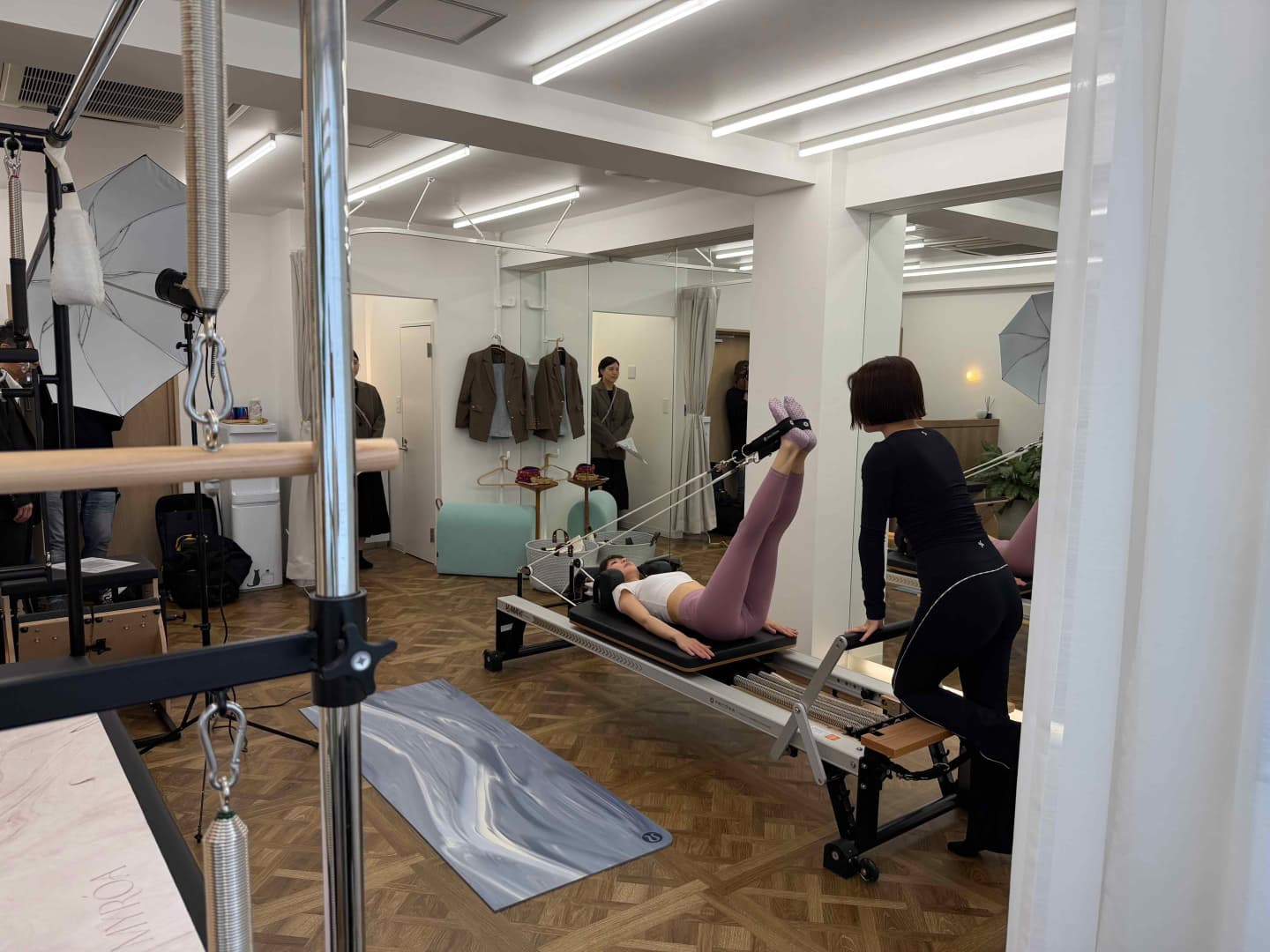 雑誌『Poco'ce』5月号の撮影風景！スタジオが誌面に登場しました